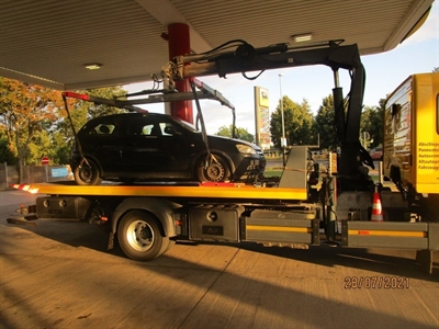 Ordnungsamt stellt Fahrzeug sicher