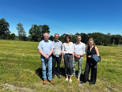 v.l.n.r. allg. Vertreter des Bürgermeister Ludger Kruse, Martin Brieden, Jutta Schnorbus, Bürgermeister Michael Beckmann und Christine Lange vom Personalrat 