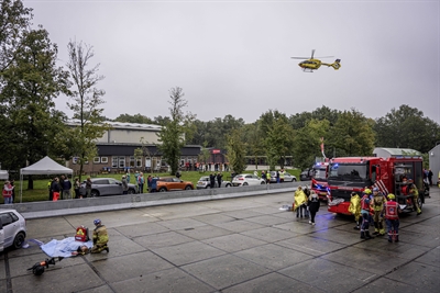 Erfolgreiche grenzüberschreitende Katastrophenschutzübung mit mehr als 110 deutschen und niederländischen Rettungskräften - Foto: Bureau Acute Zorg Euregio / Emiel Muijderman