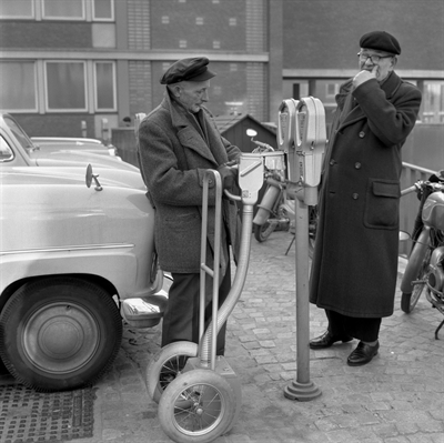 Schaufenster Stadtgeschichte: Parkuhr 1961