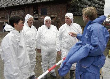 Veterinäre und Schätzer im Einsatz